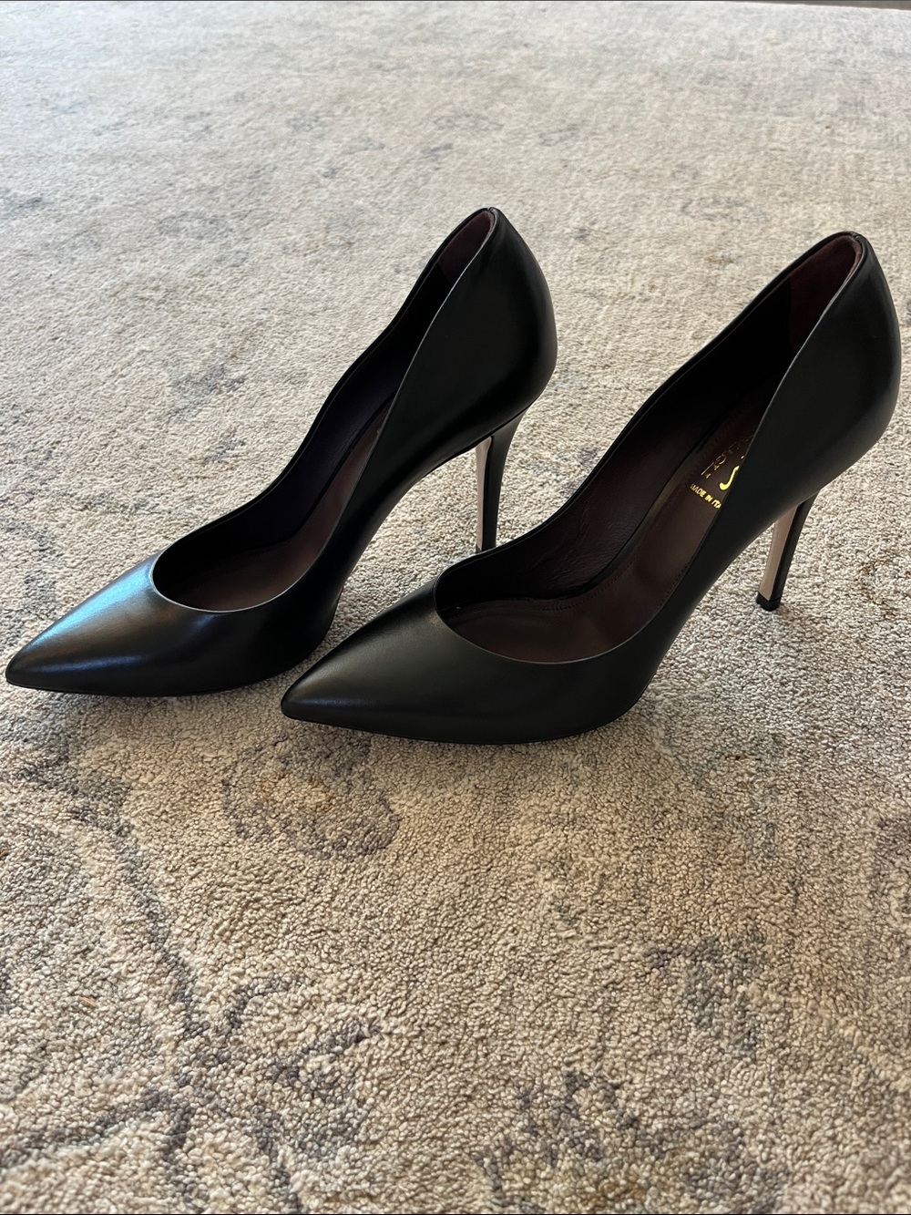 Bruno Magli Black Leather Pointed-Toe Stiletto Pumps. New! Never worn.